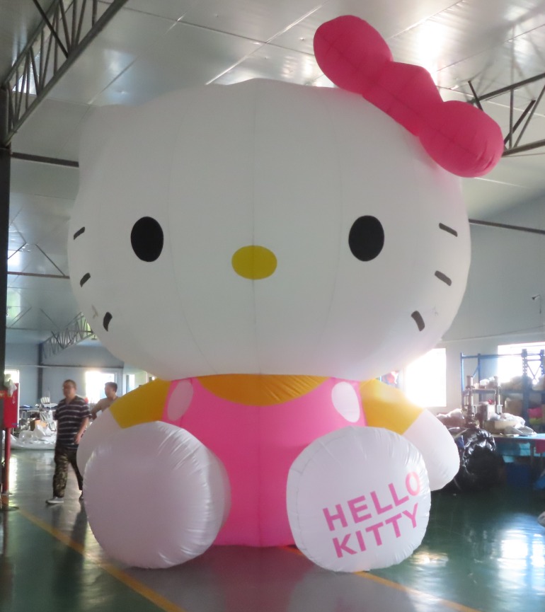 Hello Kitty XXL