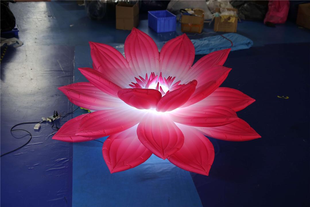 Inflatable Lotus