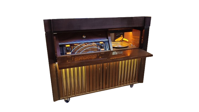 Radio Meubel DJ Booth